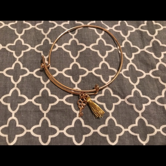 Bangle bracelets - Picture 4 of 5